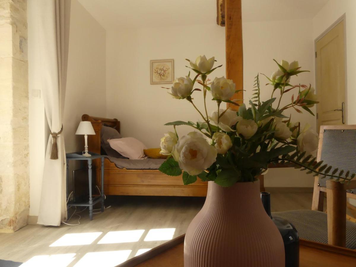 Domaine De La Cour Vautier Bed & Breakfast Mandeville-en-Bessin Eksteriør bilde