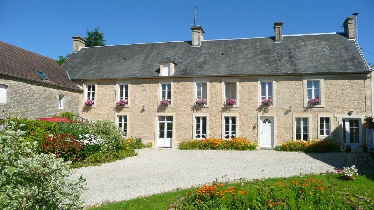 Domaine De La Cour Vautier Bed & Breakfast Mandeville-en-Bessin Eksteriør bilde
